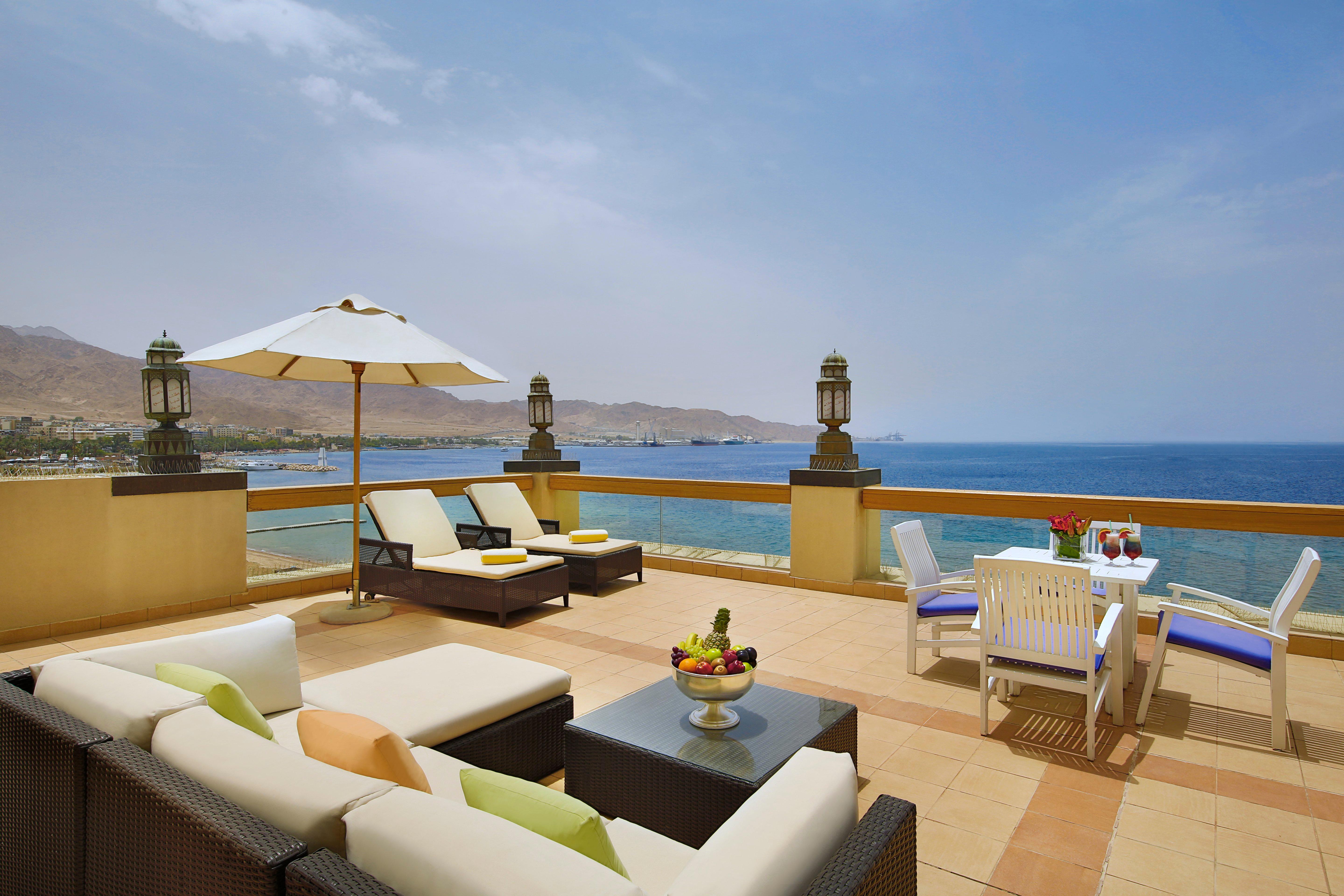 Intercontinental Aqaba By Ihg Hotell Exteriör bild The view from the hotel